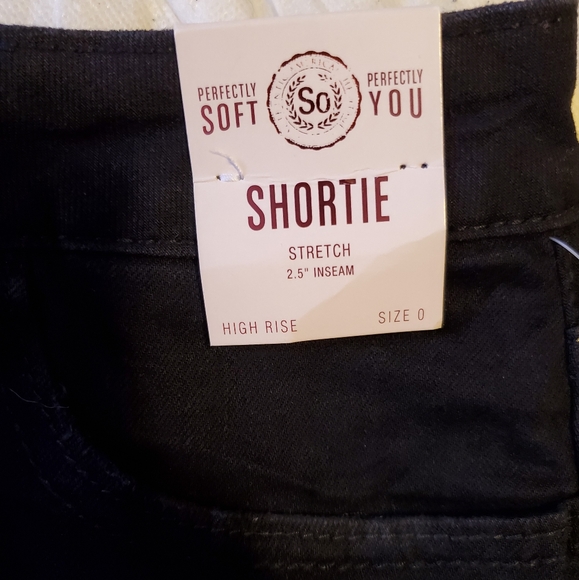 Black Juniors SO High-Rise Shortie Shorts Denim from Kohls NWT - Picture 5 of 9